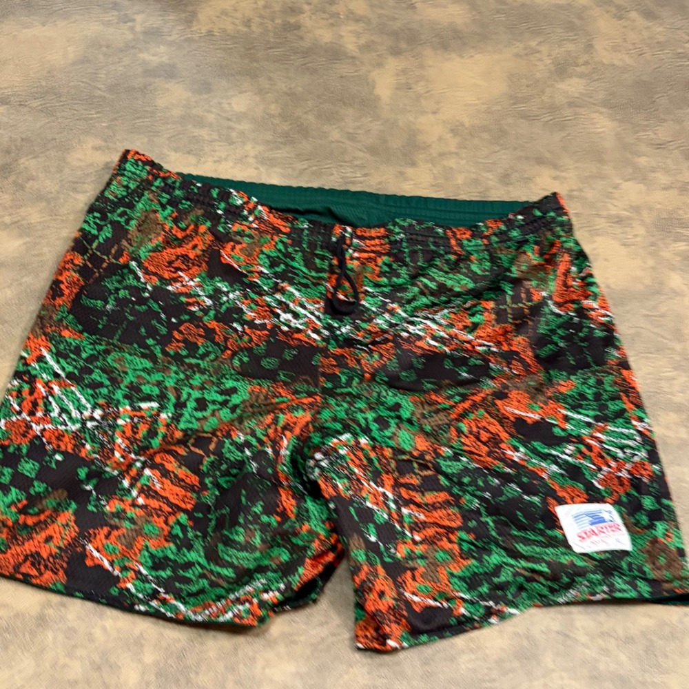 Starter Shorts Mens XL (Fits 2X) Green Miami Hurricanes Reversible Mesh Camo VTG